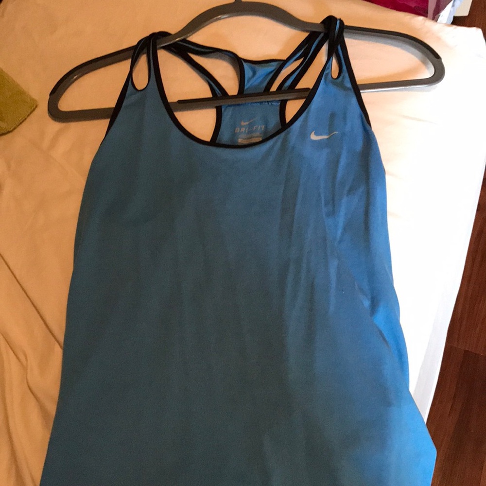 Nike workout tank top